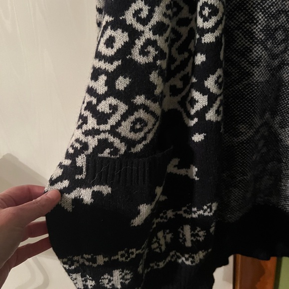 Lularoe Peyton Cardigan 3x - Picture 5 of 6